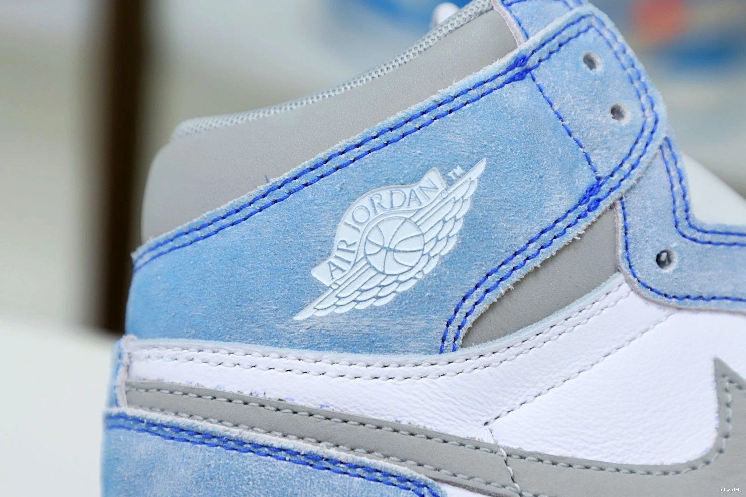 'HYPER RETRO 1 AIR JORDAN HIGH OG ROYAL' 1226